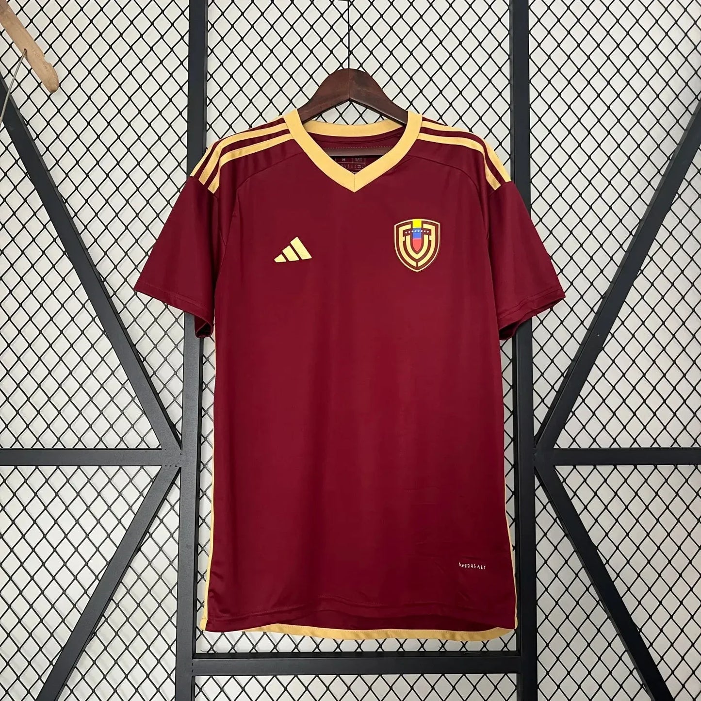 24/25 Venezuela Home