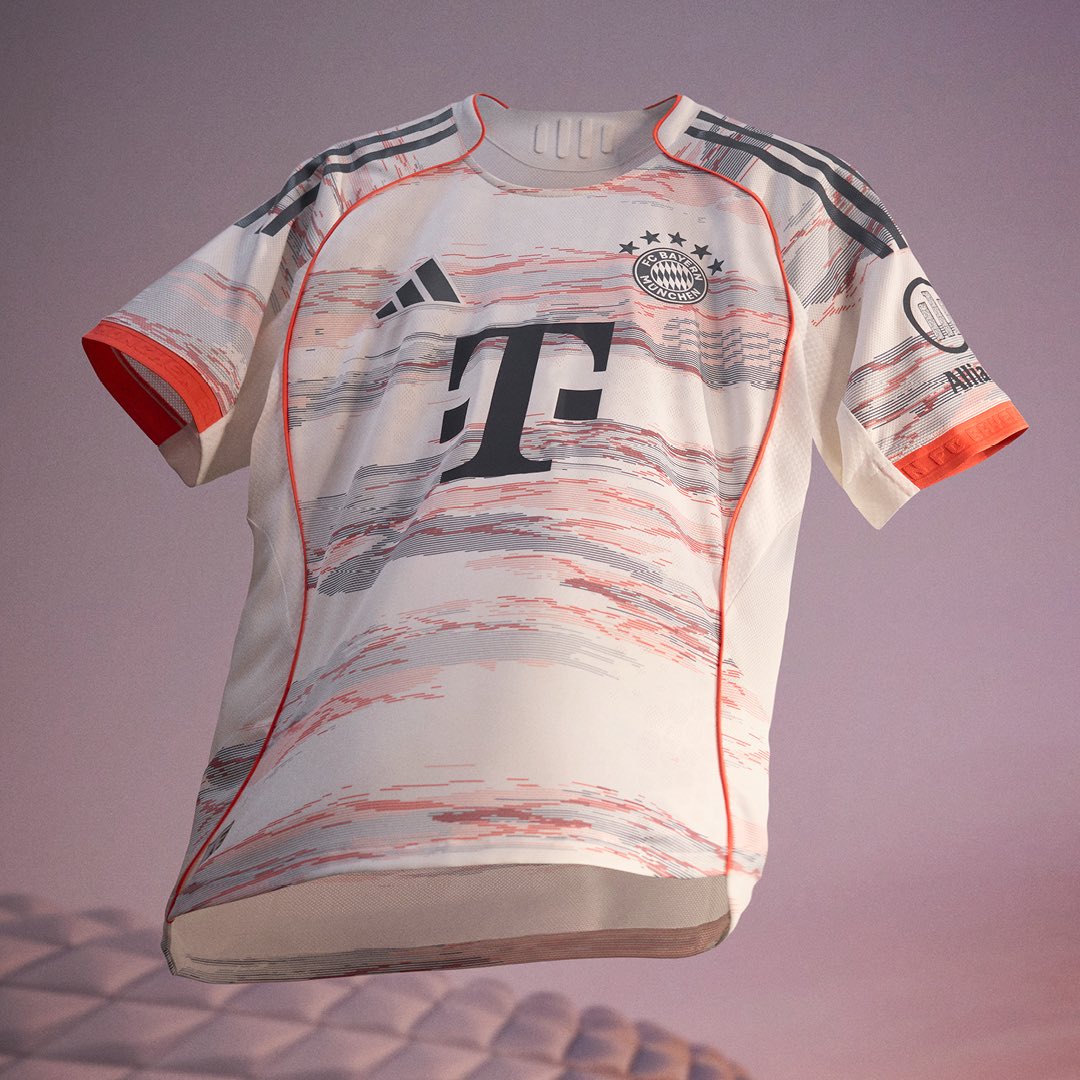 25/26 Bayern München Away